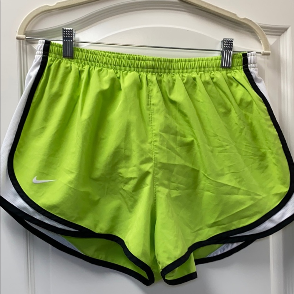 Women’s Nike Dri-Fit shorts size large